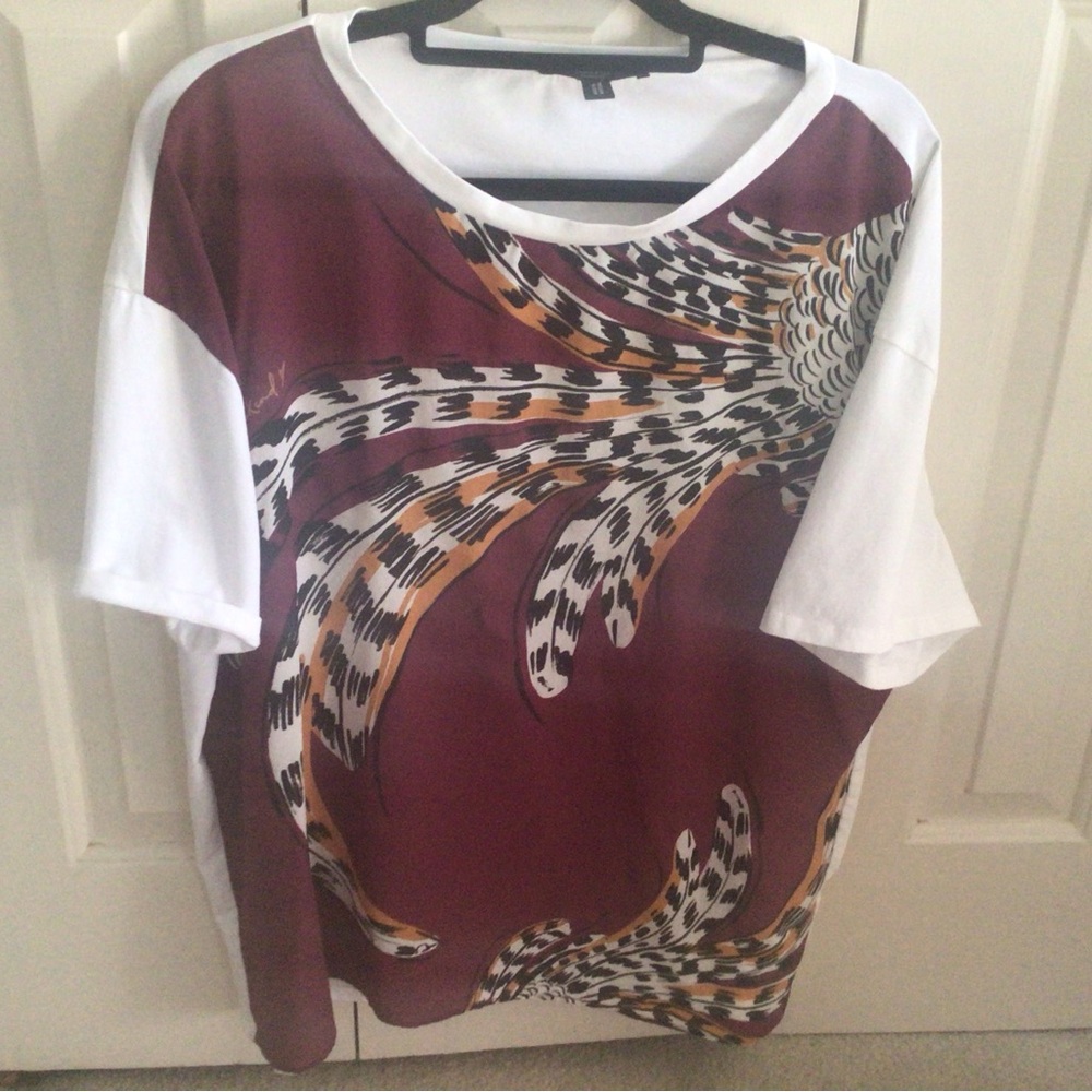 Weekend By Max Mara T-Shirt with Abstract Design